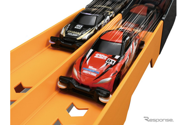 アプリと連動「スーパースピードトミカ」6月発売 画像