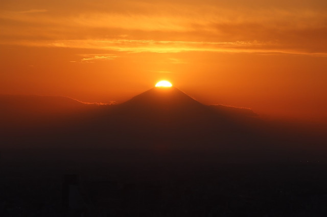 サンシャイン60展望台、ダイヤモンド富士・部分月食鑑賞会11月 画像