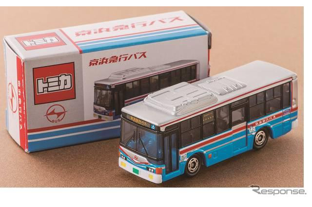 京急百貨店、三浦半島を走行する京急路線バス・トミカを限定販売 画像