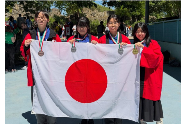 ヨーロッパ女子情報オリンピック、4人全員メダル受賞…洛南高生が金 画像