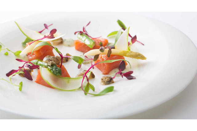 ランチ・ディナーともに「母の日特別プラン」を用意、ANAインターコンチネンタルホテル 画像