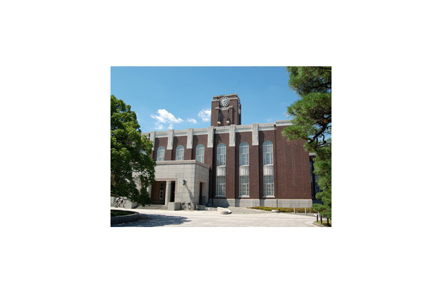 京大キャンパス間を結ぶ遠隔授業、HDビデオ会議システム導入 画像