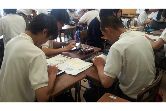 主体性を育むタブレット授業、千葉県立袖ヶ浦高等学校 画像