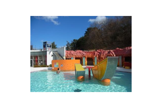 「夏休み、家族で行きたい国内プール」4トラベルが旅行記交え紹介 画像