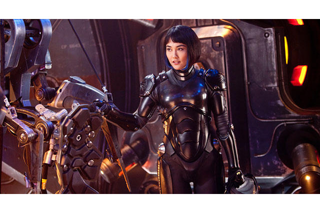 自宅で映画鑑賞、8割以上が「吹替え」…主婦世代は家事をしながら 画像