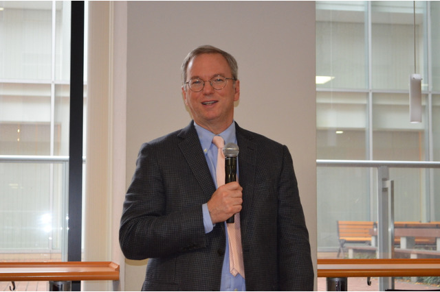 名刺サイズのPCでプログラミング学習、GoogleとCANVASが共同企画を発表 画像