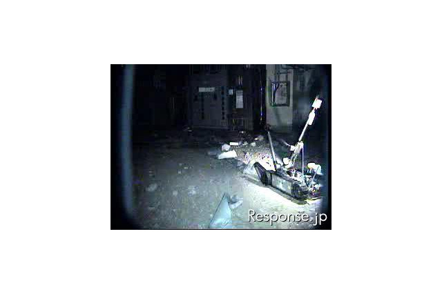 東京電力、被災後初めての原子炉建屋内画像 画像