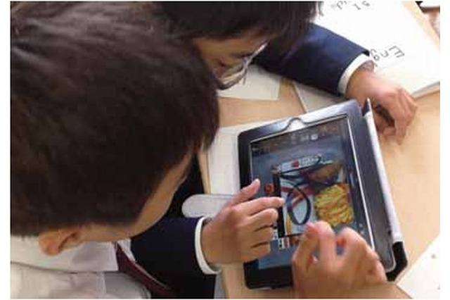 CoNETS、立命館小学校でデジタル教科書の実証実験 画像