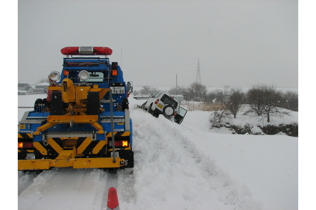 2/8大雪のJAF出動件数9,741、昨年積雪の1/15を大きく上回る 画像