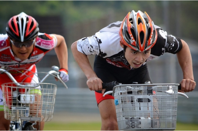 ママチャリライダー1,000人が集結、4時間耐久レース「もてチャリ」 画像