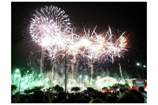 【夏休み】8/10開催の東京湾大華火祭、入場整理券の応募は7/15まで 画像