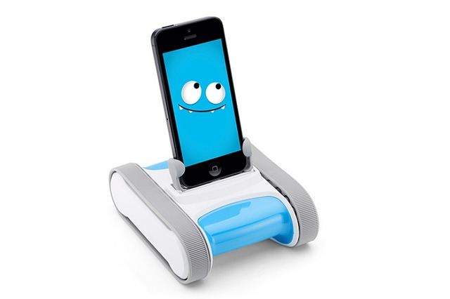 iPhoneでコントロールするロボット「Romo」が登場、Japan Robot Week 画像