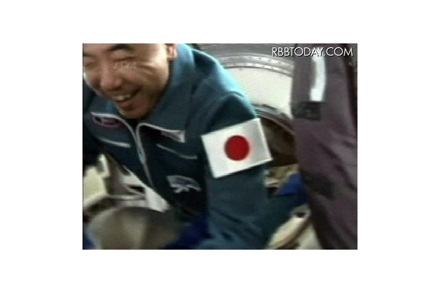 古川宇宙飛行士がISS乗り込み、約5か月半の長期滞在を開始 画像
