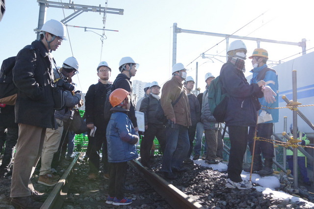 高架化の完了した線路上を楽しくウォーキング…西武鉄道イベント 画像