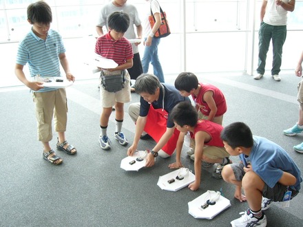 科学のびっくり箱！なぜなにレクチャー～集まれ！ものづくり、科学の好きな未来のエンジニア～　2017年はホバークラフト教室を開催