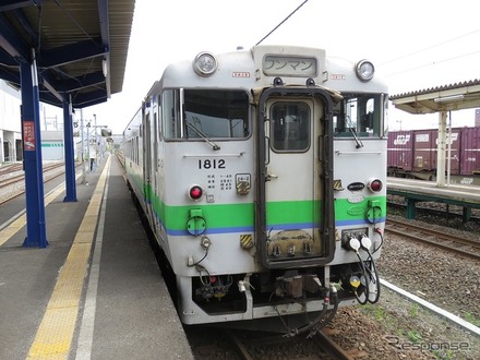 道南いさりび鉄道も利用できる「北海道150年日帰り周遊パス」。北海道新幹線や特急は、料金券の追加だけで利用できる。写真は道南いさりび鉄道のキハ40形。
