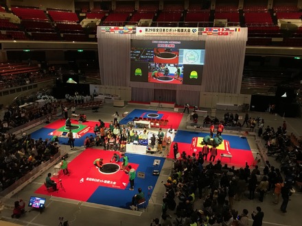 2017年に開催された「全日本ロボット相撲大会」のようす