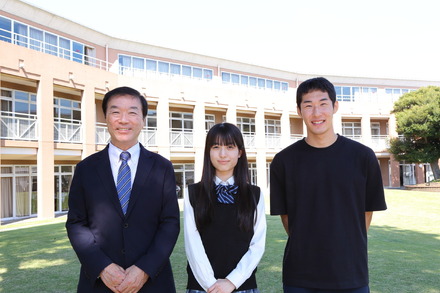 左から、今井誠先生、角野陽奈美さん、北條友葵さん