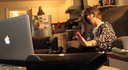病気を患った愛する母の為・・・「Kinect」をハック