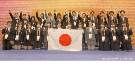 Regeneron ISEF 2025に出場した日本代表の高校生たち　(c) NPO法人日本サイエンスサービス