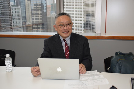 「声の教育社」の営業部に勤務する三谷潤一氏