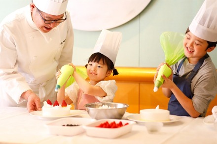 ホテルでパティシエ気分&スーパースイーツビュッフェ