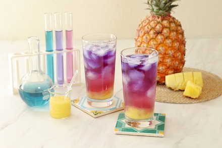 管理栄養士監修サイエンスレシピ、pH反応を利用した「色がかわる!?魔法のドリンク」