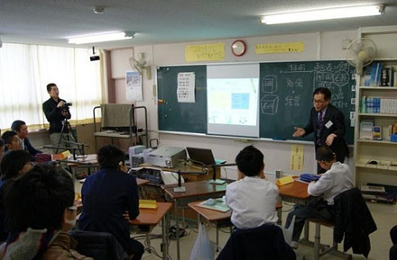 日本聾話学校での訪問授業（2013年1月）