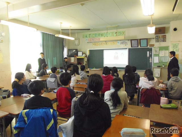 オリンピック・パラリンピックを題材にした授業が行われた八王子市立横山第二小学校