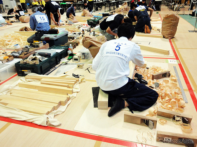 技能五輪全国大会（10月21～24日）　「建築大工」競技