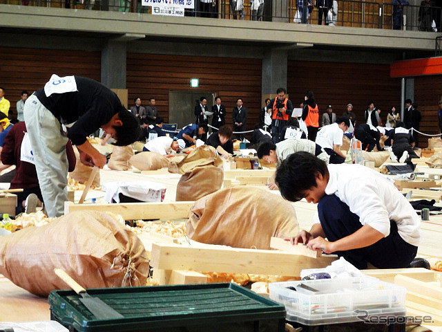 技能五輪全国大会（10月21～24日）　「建築大工」競技