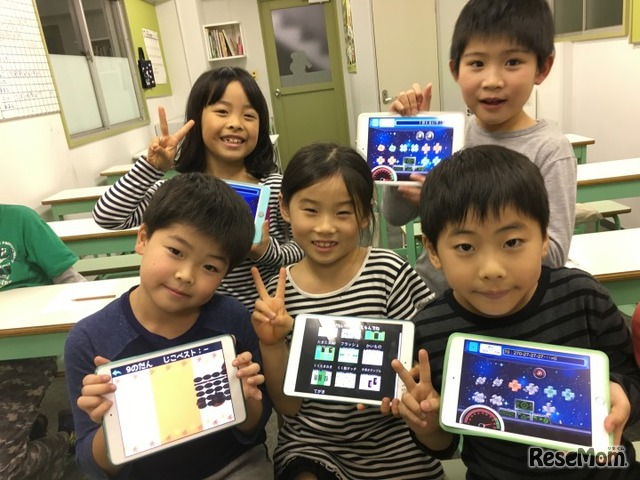 iPad教材「そろタッチ」で珠算式暗算を学ぶ