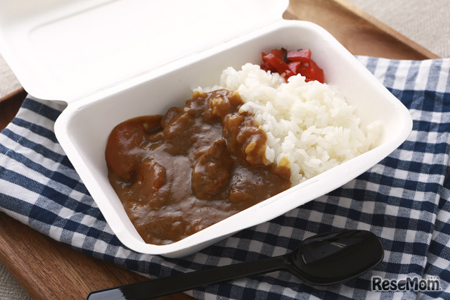 選手寮で提供される「青星寮カレー」を横浜市内の小学校給食として提供開始