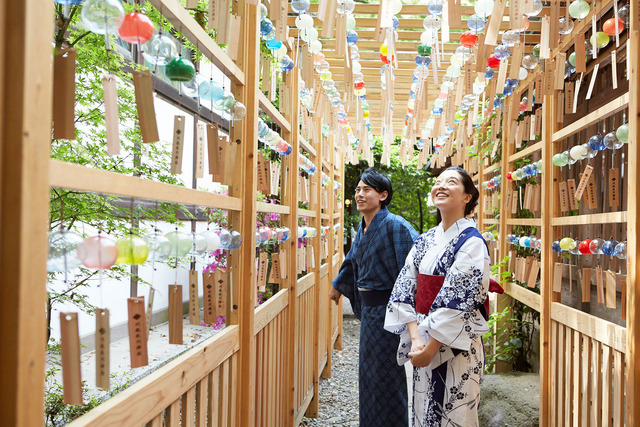 縁むすび風鈴回廊（昼）「川越氷川神社 縁むすび風鈴」