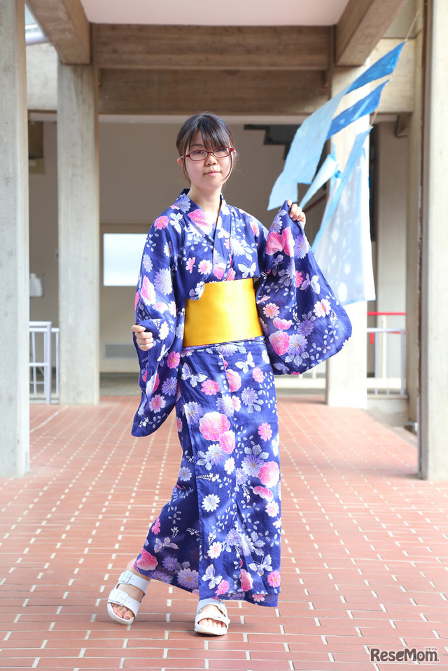 浴衣姿の十文字学園女子大学の学生（織姫祭2017）