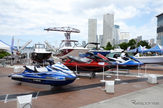 6月に東京都江東区で開催されたマリンカーニバル風景