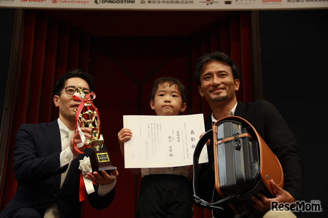 プライマリーコース優秀賞の勝又皇晴くん（愛知県・大高青山教室）