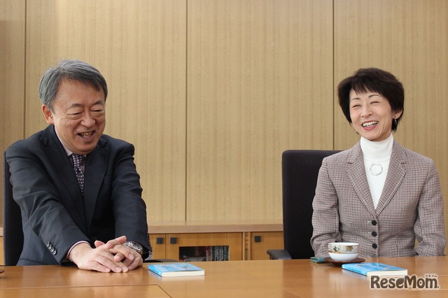 池上彰・増田ユリヤが語る教育「後進国」日本のこれから　ジャーナリストの池上彰氏（左）と増田ユリヤ氏