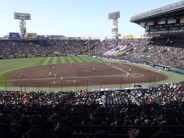 多くのファンが詰めかけたセンバツ甲子園