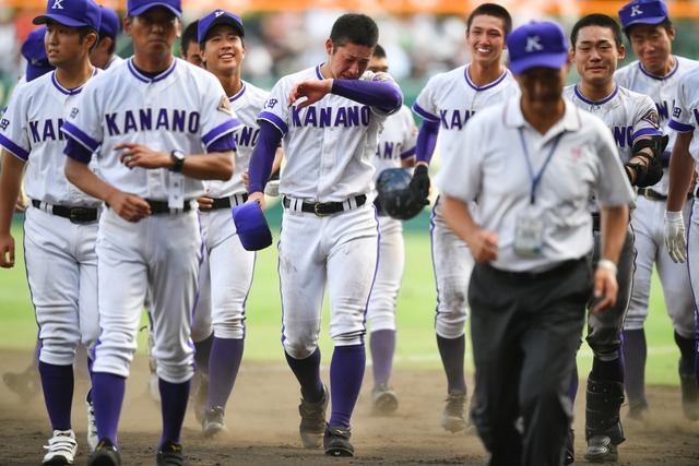 金足農業・吉田輝星が表紙に登場！「甲子園Heroes 2018」発売