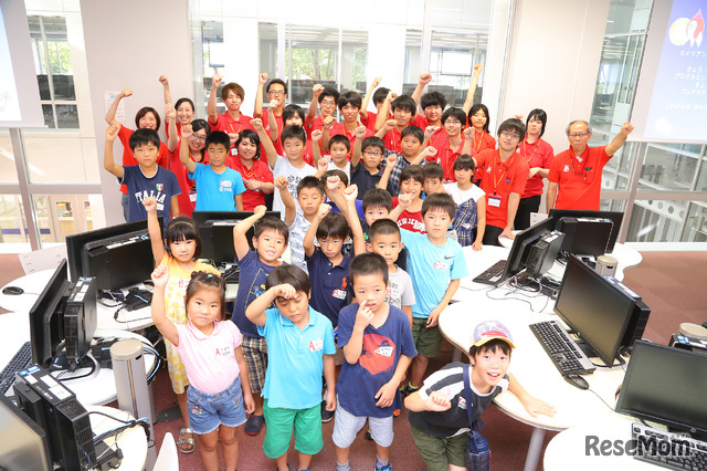 F@IT Kids Club×千葉工業大学プログラミングサマースクール2018「スクラッチ」集合写真