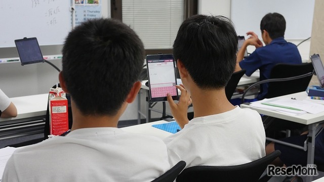 進学塾メイツの指導風景