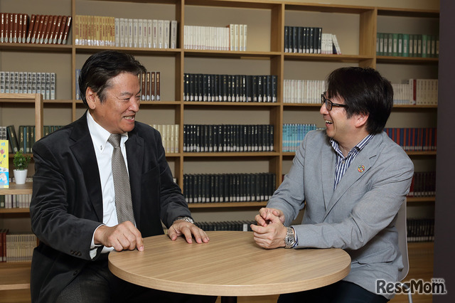 MIコースについて語る荒木貴之校長(右)とアドバイザーの米山公啓医師
