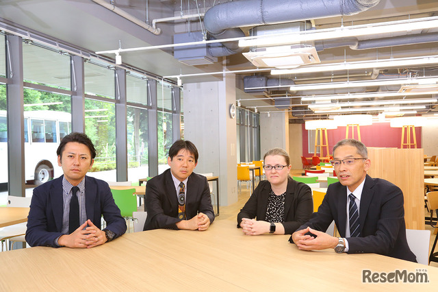 インタビューに応えるドルトン東京学園の先生方