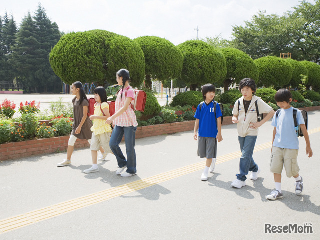 学校再開にあたり教師が留意したいポイントを鈴木邦明氏に聞いた（画像はイメージです）