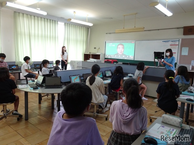 LINEみらい財団は2020年9月17日、東京都八王子市松が谷小学校にてプログラミング出前授業を行った