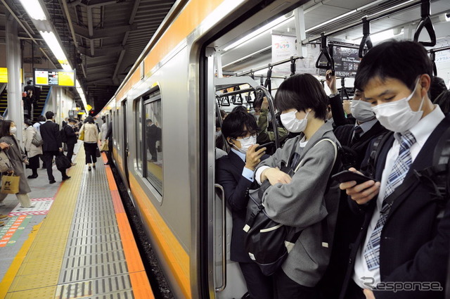 4月26日、東京都内