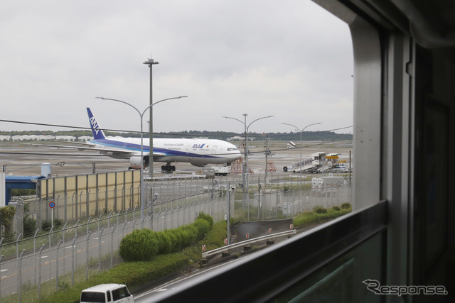 京成電鉄ミステリーツアー：ホームから飛行機が見える芝山千代田