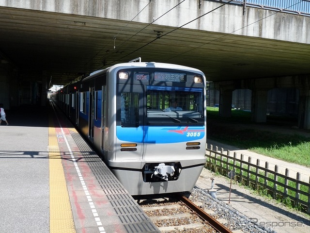 京成高砂～印旛日本医大間で北総線と線路を共用している京成も、京成高砂～成田空港間の「成田空港線」全線で運賃値下げを行なう。