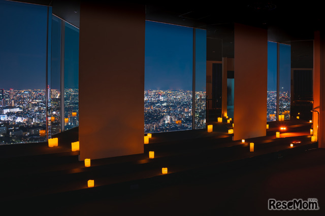 相沢氏「夜のサンシャイン60展望台の素敵な空間」